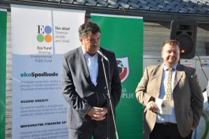 Otvoritev štirih novih polnilnih postaj za električna vozila v Grosupljem 9